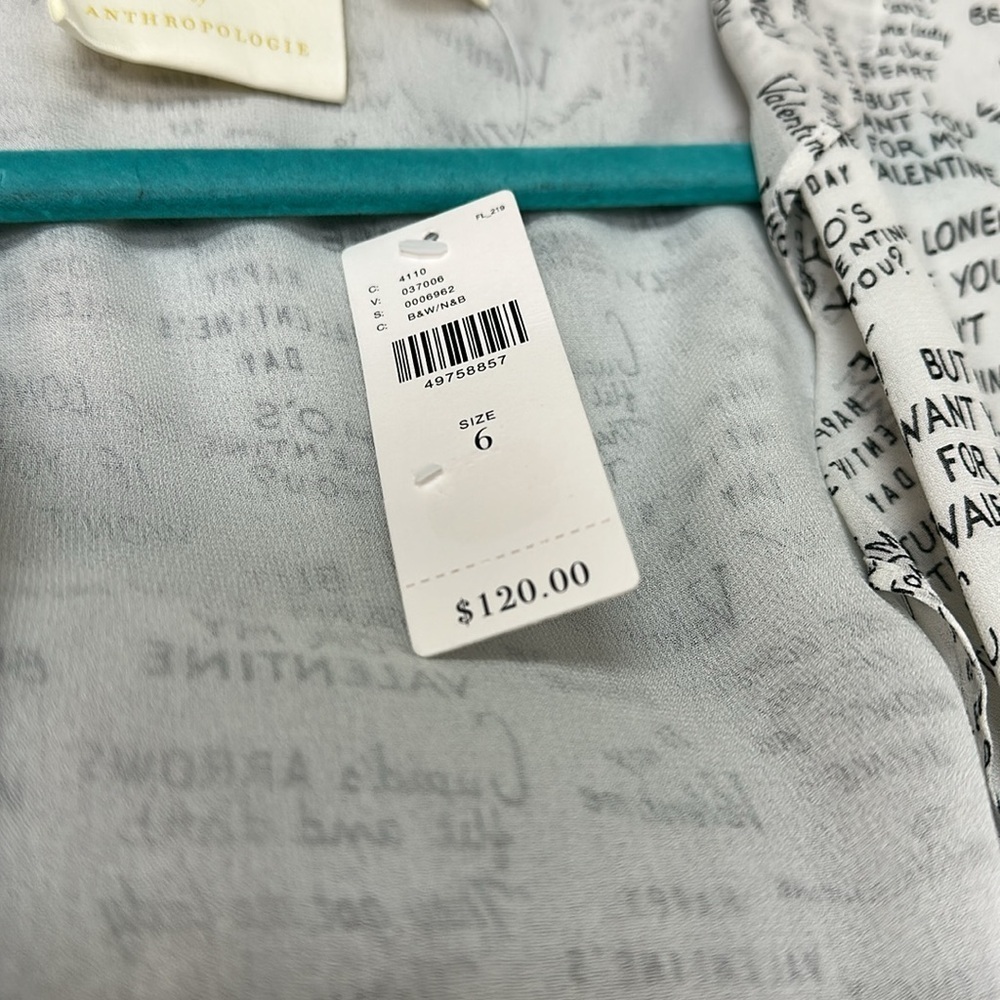 Maeve from ANTHROPOLOGIE love Note valentine romantic script Wrap Top Size 6 NWT - Picture 7 of 7